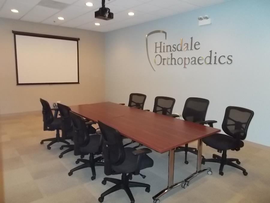 Hinsdale Orthopaedics / Harbour Construction
